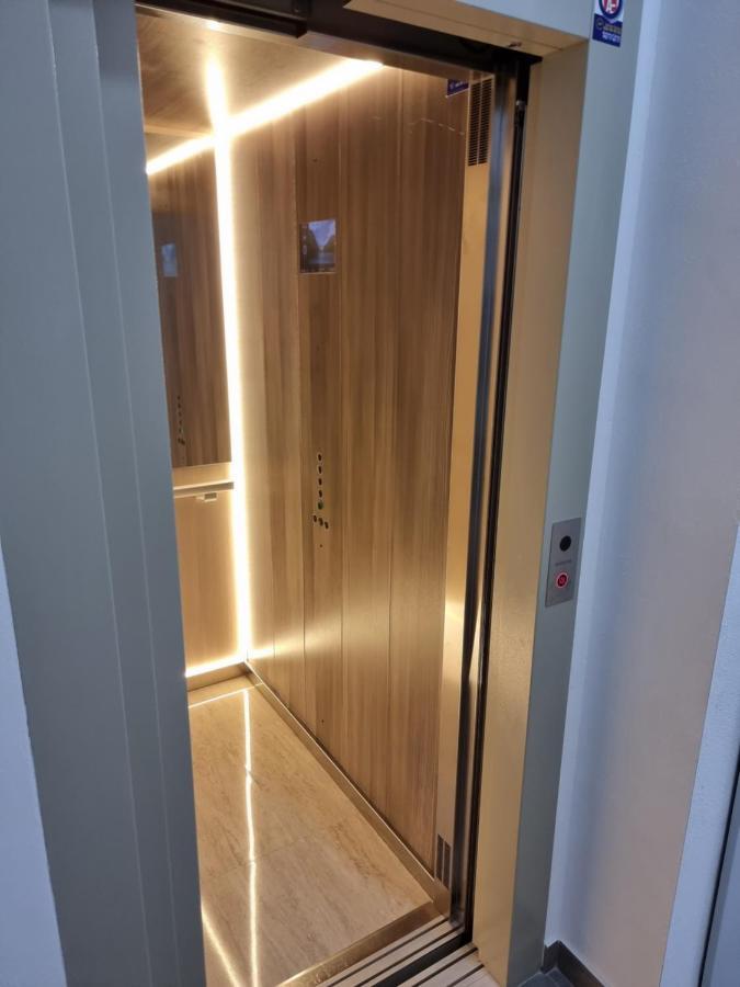 Apartamentos Elemar Free Luggage Storage Málaga Extérieur photo